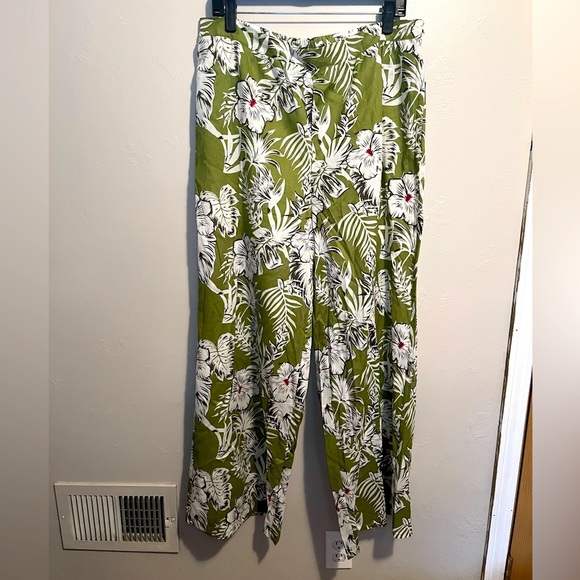 Rachel Rachel Roy Floral Green and White Wide Leg Women's Pants Cotton Airy NWT - Picture 1 of 15